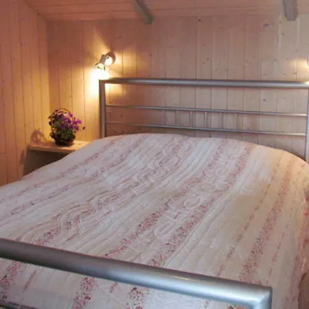 Three-bedroom Holiday In Gorlev 5 Reersø