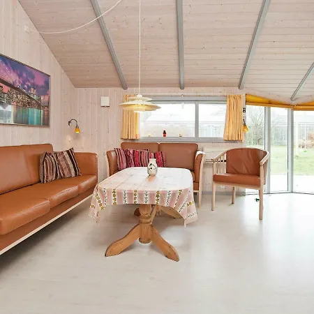 Three-bedroom Holiday In Gorlev 5